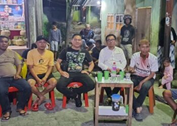 Kegiatan ngopi bersama dilaksanakan di halaman Masjid Babul Jannah Ternate Tanjung. Acara tersebut dihadiri oleh sejumlah tokoh dan pemangku kepentingan, termasuk Camat Singkil, Kepala KUA Singkil, Toga, Tomas, dan masyarakat Kelurahan Ternate Tanjung pada hari Rabu, 11 Januari 2024, pukul 21.30 WITA.