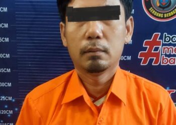 DIAMANKAN : S (41), terduga pengedar sabu diamankan di Satnarkoba Polres Sergai, Selasa (16/1/2024). (Foto Dok/Humas Polres)