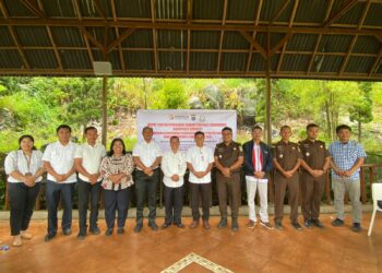Sentra Penegakan Hukum Terpadu (Sentra Gakkumdu) Kabupaten Samosir melaksanakan rapat terkait strategi penanganan money politic dalam tahapan kampanye Pemilu 2024 di Saulina Resort Pangururan. (17/1/24).