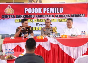 Sentra Penegakan Hukum Terpadu (Gakumdu) Kabupaten Serdangbedagai (Sergai) menggelar diskusi bertajuk Pemilu Damai, Sergai Damai bersama insan pers, di Lapangan Tembak Tantya Sudhirajati Polres Sergai, Senin (22/1/2024) sore.