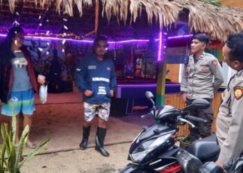 Polsek Pulau Bunaken Polresta Manado terus meningkatkan keamanan di wilayah hukumnya melalui pelaksanaan kegiatan patroli rutin. Pada hari ini, petugas kepolisian dari Polsek Pulau Bunaken melaksanakan Giat Patroli Rutin di seluruh Kepulauan Bunaken, Jumat (26/1/2024).