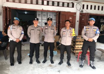 Personil Polres Samosir berupaya menjaga situasi kondusif di wilayah Kabupaten Samosir dengan melaksanakan kegiatan patroli Darat dan air pada hari Sabtu tanggal 27 Januari 2024.