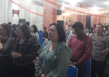 Polresta Manado menggelar kegiatan Minggu Kasih yang dihadiri oleh Wakasat Binmas, AKP Nelson Tuju, Kegiatan Minggu Kasih berlangsung di GPSdI Alfa Omega pusat Kota Manado pukul 10.00 Wita. Dalam kegiatan ini, masyarakat diajak untuk berdiskusi langsung dengan pihak kepolisian terkait berbagai masalah sosial yang dihadapi, Minggu (28/1/2024).