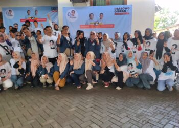 Barisan 8 Center Kabupaten Aceh Utara mendeklarasikan dengan penuh untuk pemenangan Prabowo-Gibran di Aceh Utara dalam sebuah pertemuan yang diadakan di Kreung Geukuh.