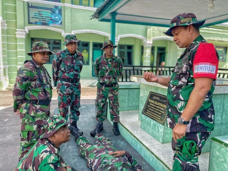 Kodim 0103/Aceh Utara menggelar latihan Uji Terampil Perorangan (UTP) selama tiga hari bagi Prajurit Bintara dan Tamtama, bertempat di Makodim 0103/Aceh Utara, Jalan Iskandar Muda, Gampong Jawa, Kecamatan Banda Sakti, Kota Lhokseumawe, selasa (30/01/2024).