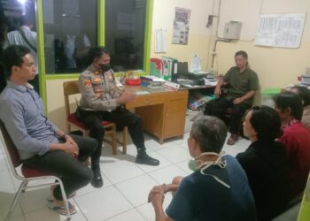 Identitas mayat pria yang ditemukan di saluran irigasi sekunder Kelurahan Karangsentul, Kecamatan Padamara, Kabupaten Purbalingga akhirnya terungkap. Hal tersebut disampaikan oleh Kapolsek Padamara AKP Ihwan Ma'ruf, S.H., M.H., Senin (29/1/2024) malam.