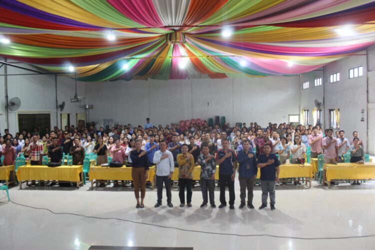 Komisi Pemilihan Umum (KPU) Kabupaten Nias Barat gelar bimbingan teknis tata kerja, kode etik, kode perilaku, penghitungan suara, tahapan pemungutan serta penggunaan sistem informasi rekapitulasi (Sirekap) kepada seluruh KPPS se-nias barat, dari tanggal 25 hingga 30 januari 2024, bertempat di dua lokasi yang berbeda, yakni di tokosa hall nias barat dan aula paroki mandrehe.