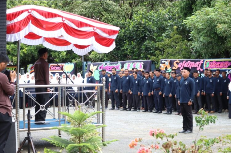 Sekretaris Daerah (Sekda) Nagan Raya Ir. H. Ardimartha memimpin apel peringatan Hari Amal Bhakti ke-78 yang diselenggarakan Kantor Kementerian Agama (Kankemenag) setempat. Kegiatan yang mengusung tema "Indonesia Hebat Bersama Umat" dilaksanakan di halaman Kantor Kemenag Nagan Raya, Komplek Perkantoran Suka Makmue pada Rabu (3/1/2024), serta diikuti oleh berbagai instansi di bawah Kemenag-RI.