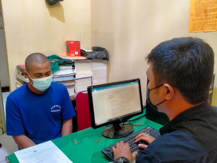 Polisi amankan dua orang pria pelaku curanmor berinisial GRP (30) dan GDI (33) yang keduanya merupakan warga desa Papringan Kec. Banyumas Kab. Banyumas
