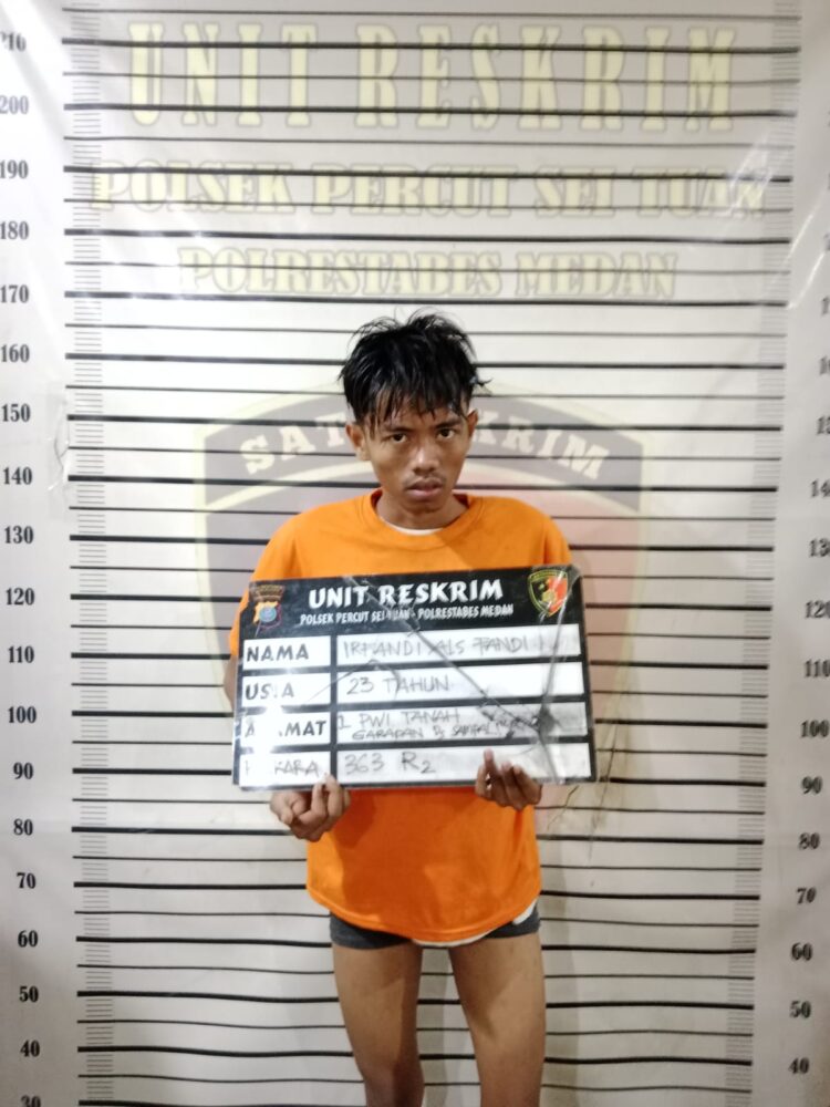 DIAMANKAN: Pelaku curanmor berinisial F diamankan di Polsek Percut Sei Tuan, Rabu (7/2/2024).(Foto Dok/Polsek)