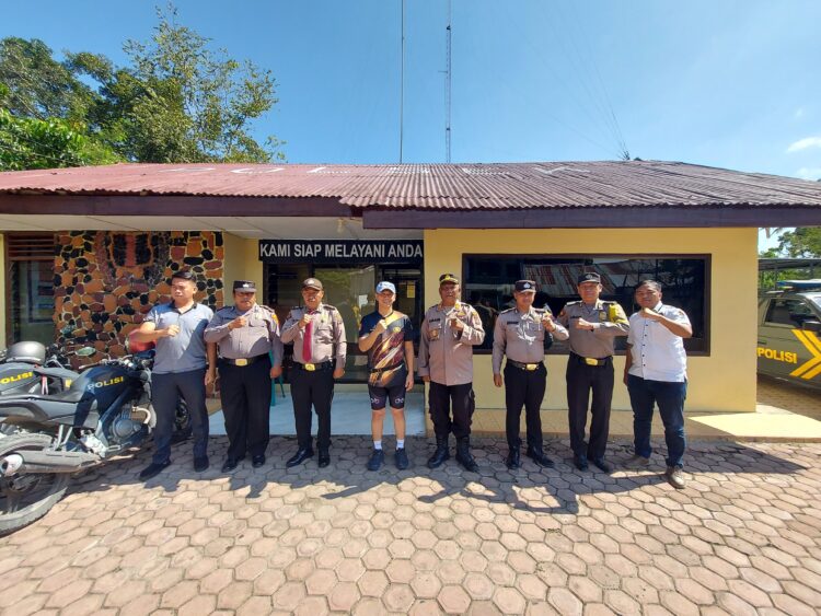Kapolres Samosir AKBP Yogie Hardiman, S.H., S.I.K., M.H, Kamis (08/02/2024) memulai hari dengan olahraga gowes pagi sambil memantau situasi kamtibmas di wilayah hukum Polsek Palipi dan Polsek Onan Runggu.