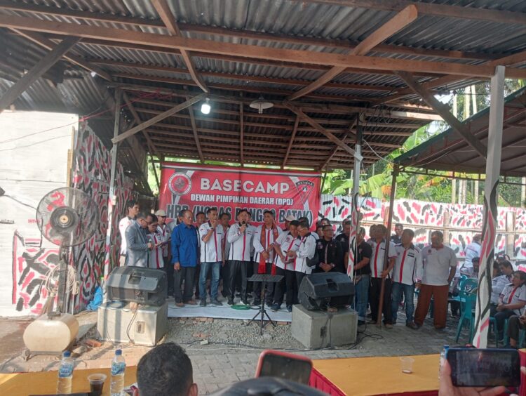 DEKLARASI: Pengurus DPP, DPD dan DPC deklarasi pemilu damai, Minggu (11/2/2024). (Foto Dok/ HBB)