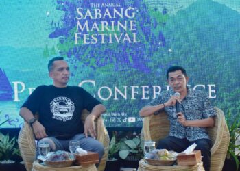 Pj Wali Kota Sabang Reza Fahlevi, Kamis (15/2) pada Konferensi Pers SMF24, di Tugu Kembar Sabang-Merauke, yang turut dihadiri Wakil Kepala BPKS T. Zanuarsyah, serta Kabid Pemasaran Dinas Kebudayaan dan Pariwisata Aceh T. Hendra Faisal.