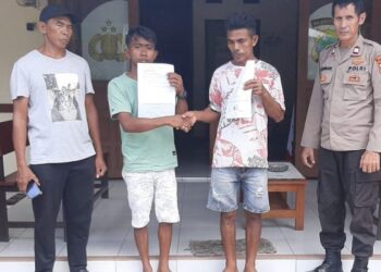 Personel Polsek Bunaken berhasil menyelesaikan kasus penganiayaan ringan yang terjadi pada hari Rabu, tanggal 14 Januari 2024 sekitar pukul 18.30 Wita di Kelurahan Molas Lingkungan V (Cempaka), Kecamatan Bunaken, Kota Manado. Kejadian ini diatasi dengan menggunakan pendekatan problem solving oleh aparat kepolisian setempat.