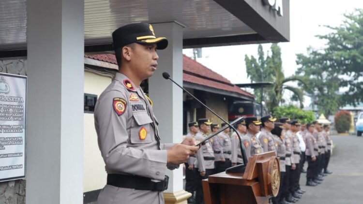 Polres Purbalingga menyiapkan puluhan personel untuk melaksanakan pengamanan pemungutan suara ulang (PSU) di TPS 01 Desa Timbang, Kecamatan Kejobong, Kabupaten Purbalingga. Hal tersebut disampaikan Wakapolres Purbalingga Kompol Donni Krestanto, Sabtu (17/2/2024) pagi.