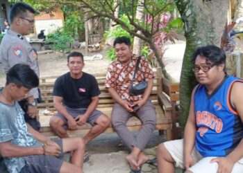 Polsek Pulau Bunaken Polresta Manado terus menggelar kegiatan patroli rutin kewilayahan. Kegiatan ini dilaksanakan sebagai bagian dari upaya pencegahan tindak kriminalitas serta memastikan situasi keamanan tetap terjaga dengan baik, Selasa (20/9/2024).