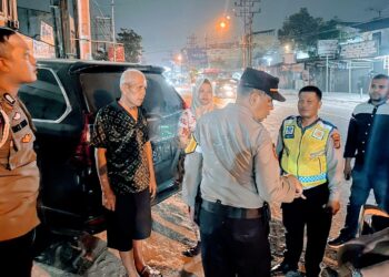 GELAR PATROLI: Polres Pelabuhan Belawan dan Satpol PP Medan menggelar patroli gabungan di kawasan utara Kota Medan mencegah terjadinya berbagai kejahatan jalanan, Selasa malam (27/2/2024).(Foto Dok/Polres Belawan)