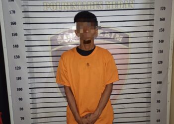 DIAMANKAN: AAB (29) pelaku pencurian sepeda motor di Jalan Pertahanan Desa Patumbak I Kecamatan Patumbak diamankan personel Polsek Patumbak, Selasa, (27/2/2024). (Foto Dok/ Polsek Patumbak)