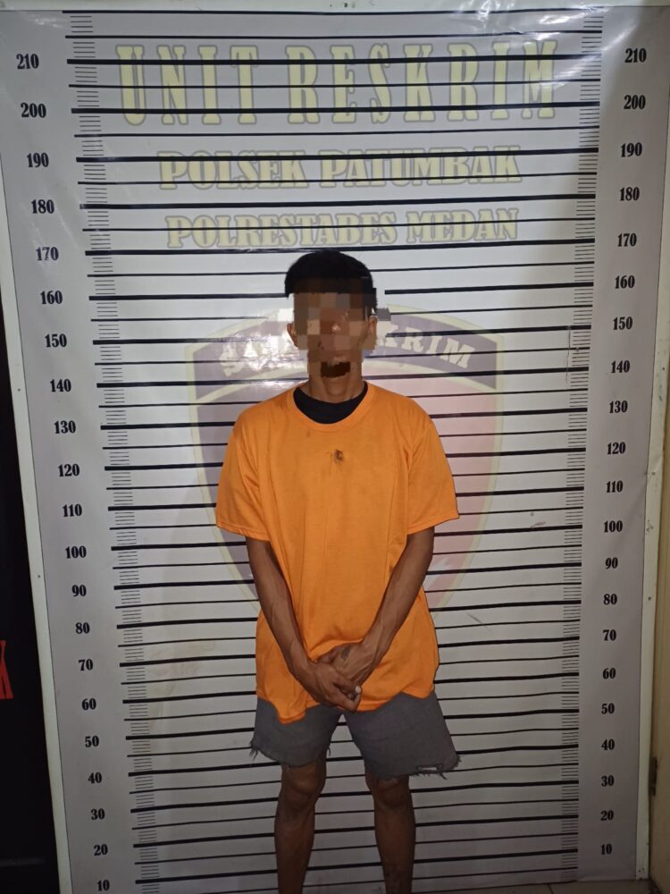 DIAMANKAN: AAB (29) pelaku pencurian sepeda motor di Jalan Pertahanan Desa Patumbak I Kecamatan Patumbak diamankan personel Polsek Patumbak, Selasa, (27/2/2024). (Foto Dok/ Polsek Patumbak)