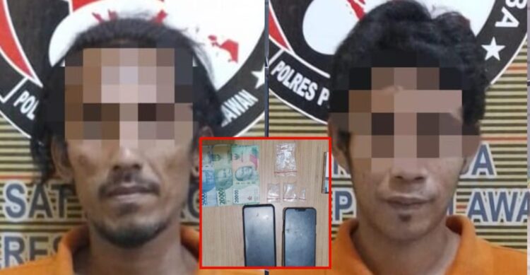 DIAMANKAN: Dua pria pengedar sabu di Kota Bangun, Medan Deli, diamankan di Mapolres Pelabuhan Belawan, Senin (18/3/2024) setelah diringkus dari Kota Bangun.(Foto Dok/Polres Belawan)