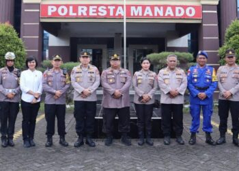 Tim Wasops Itwasum Polri laksanakan pemeriksaan untuk memastikan kelancaran pelaksanaan Operasi Mantap Brata 2023-2024 di Polresta Manado. Kedatangan tim dipimpin oleh Brigjen Pol Djoko Hari Utomo disambut oleh Wakapolresta Manado AKBP Faisol Wahyudi dan pejabat utama Polresta Manado pada Kamis (29/2/2024).