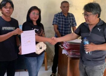 Kanit Reskrim Polsek Malalayang IPDA Y. Pilomonu, dari Kepolisian Resort Kota Manado telah berhasil menangani kasus laporan pengaduan pengancaman dengan menggunakan pendekatan Problem Solving, Rabu (28/2/2024).
