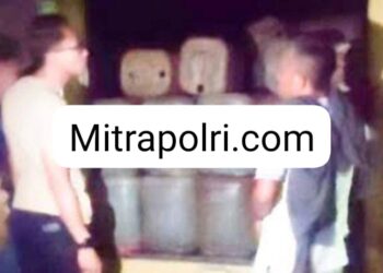 Kodam I Bukit Barisan melalui Detasemen Intelijen (Denintel) berhasil mengungkap dugaan perdagangan bahan bakar minyak (BBM) ilegal di Medan Tembung
