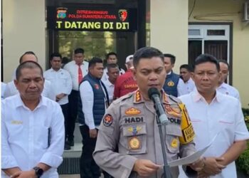 BERI KETERANGAN: Kabid Humas Polda Sumut, Kombes Pol Hadi Wahyudi memberi keterangan pengungkapan mafia beras bulog, Senin (4/3/2024) di Mapolda Sumut. (Foto Dok/ Polda Sumut)