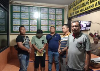 Polsek Simanindo berhasil mengamankan seorang laki-laki dewasa kasus tindak pidana penggelapan sepeda motor. Selasa 05 Maret 2024.