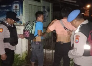 Polsek Pulau Bunaken yang berada di bawah naungan Polresta Manado telah sukses melaksanakan kegiatan Program Unggulan Polresta Manado yang dikenal dengan nama “SIBULAN” (Sikat pemabuk Jalanan) sebagai langkah antisipasi terhadap potensi gangguan Kamtibmas.