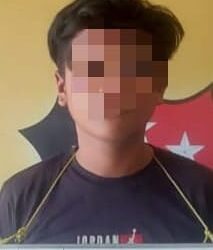DITANGKAP : Seorang pria ditangkap Polsek Medan Labuhan, Jumat (15/3/2024) karena bawa sajam ketika terjadi tawuran di Medan Labuhan.(Foto dok/Polres Belawan)