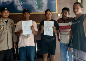 Personel Polsek Pulau Bunaken melakukan langkah cepat melalui pendekatan problem solving terhadap kasus KDRT yang terjadi di wilayah mereka. Kejadian ini berhasil diselesaikan pada Kamis (14/3/2024), menandai upaya nyata kepolisian dalam menjaga ketertiban dan kesejahteraan masyarakat.