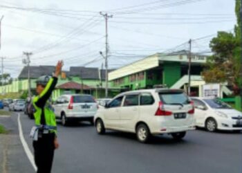 Pada Jumat (15/3/2024), mereka melaksanakan kegiatan rutin yang dikenal sebagai Turjawali, sebuah strategi yang telah terbukti efektif dalam pengaturan, penjagaan, pengawalan, dan patroli