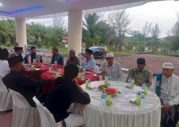 Ketua DPRK Nagan Raya Joniadi (Sabtu 16/03/24) disela-sela buka puasa bersama digedung DPRK komplek perkantoran suka makmue