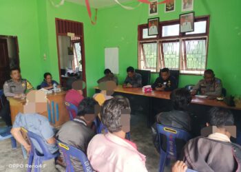 Pada hari Sabtu siang, 16 Maret 2024, dilakukan pertemuan di Kantor Desa Parbaba Dolok, yang dihadiri oleh Bhabinkamtibmas, Kapolsek Pangururan, Camat Pangururan, kepala desa, masyarakat setempat, dan pihak terkait lainnya. Dalam pertemuan tersebut, dipaparkan pentingnya kerjasama dan kedamaian antarwarga serta pentingnya menjaga persatuan dan keselamatan bersama.
