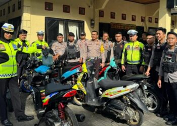 Polresta Manado di bawah kepemimpinan Kasat Lantas Polresta Manado, Kompol Yulfa Irawati, berhasil melaksanakan Operasi Antisipasi Balap Liar di sekitar Lapangan Sparta Tikala dan wilayah Mapanget, Minggu (17/3/2024).