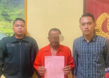 Polres Samosir melakukan aksi cepat dengan berhasil mengungkap pelaku tindak pidana pembunuhan di Desa Pardomuan Nauli. pelaku pembunuhan tersebut adalah FS, seorang petani berusia 62 tahun, juga merupakan warga Huta Janji Toba Dusun II Desa Pardomuan Nauli Kecamatan Pangururan Kabupaten Samosir.