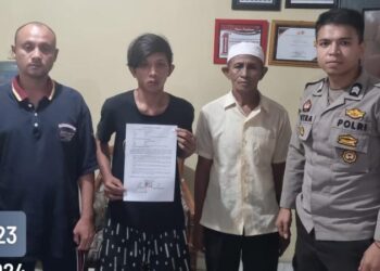 Personel Polsek Tuminting di Kota Manado menunjukkan dedikasi mereka dalam melayani masyarakat dengan sukses menyelesaikan masalah warga melalui pendekatan Problem Solving, Rabu (20/3/2024).