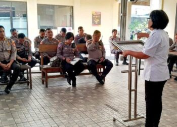 Dalam upaya meningkatkan motivasi dalam pelaksanaan tugas-tugas kepolisian, Binrohtal diadakan untuk memperkuat aspek mental spiritual serta memperkaya kepribadian anggota, Kamis (21/3/2024).