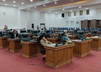 Sidang paripurna di kantor Dewan Perwakilan Rakyat Kabupaten (DPRK) Nagan Raya terhadap Pengesahan Calon Anggota Komisi Independen Pemilihan (KIP)