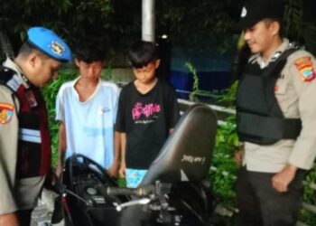 Polsek Pulau Bunaken menjalankan kegiatan KRYD (Kegiatan Rutin Yang Ditingkatkan) secara mobile dengan tujuan menciptakan kondisi keamanan dan ketertiban masyarakat (kamtibmas) yang lebih baik. Kegiatan ini dilakukan pada Sabtu malam, pukul 20.30 hingga 22.00 Wita di sekitar wilayah hukum Polsek Pulau Bunaken.