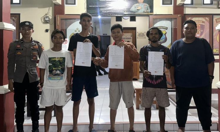 Polsek Bunaken berhasil menyelesaikan kasus penganiayaan yang melibatkan sekelompok remaja di wilayah tersebut melalui pendekatan problem solving. Kejadian penganiayaan, Senin (25/3/2024).