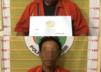 Polres Samosir berhasil mengamankan dua orang laki-laki dewasa terkait kepemilikan narkoba jenis sabu. Kejadian ini terjadi pada Hari Selasa, 26 Maret 2024, sekitar pukul 11:00 Wib.
