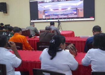 Polresta Manado mengadakan rapat koordinasi yang melibatkan berbagai lembaga penting dalam rangka persiapan pengamanan Idul Fitri 1445 H tahun 2024. Rapat yang diikuti oleh Pengadilan Negeri Manado, Kejaksaan Negeri Manado, BPBD Kota Manado, Kodim Manado, serta Pom AD, Panji Josua, Pemerintah Kota Manado, dan Kasat Pol PP Kota Manado tersebut bertujuan untuk memastikan kelancaran serta keamanan selama perayaan Idul Fitri, Rabu (3/4/2024).