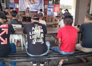 Polresta Manado menggelar acara rutin “Jumat Bacirita” pada Jumat (5/4/2024) untuk membahas strategi pencegahan gangguan Kamtibmas (Keamanan dan Ketertiban Masyarakat) selama bulan puasa