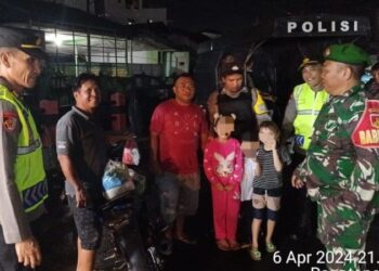 Kepolisian Wilayah Hukum Polsek Wenang, Sulawesi Utara, mengintensifkan kegiatan patroli selama Bulan Suci Ramadhan 1445 H/Tahun 2024. Patroli ini dilakukan untuk memastikan keamanan dan ketertiban masyarakat selama bulan penuh berkah ini, Sabtu (6/4/2024).