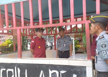 Kepala Kantor Wilayah Kementerian Hukum dan HAM Sulawesi Utara, Ronald Lumbuun, bersama jajaran Pimti Pratama mengunjungi Lembaga Pemasyarakatan (Lapas) Kelas IIB Bitung.