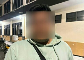 Tim Tarsius Polres Bitung mengamankan pria berinisial EK (34), yang diduga telah melakukan kekerasan dalam rumah tangga (KDRT) terhadap isterinya, berinisial NH (33).