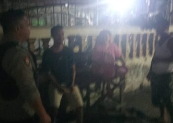 Polsek Tuminting mengambil langkah proaktif dalam memperkuat hubungan dengan masyarakatnya melalui kegiatan inovatif yang dikenal sebagai Ba Ron-Ron Kampong, Sabtu (20/4/2024).