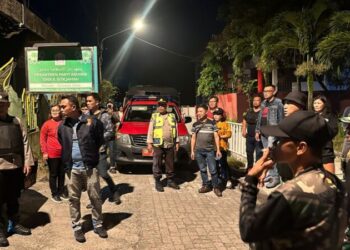 Polsek Bunaken menggelar Operasi KRYD (Kegiatan Rutin Yang Ditingkatkan) dalam rangka menciptakan kondisi Kamtibmas (Keamanan dan Ketertiban Masyarakat) yang kondusif di wilayah Bunaken, Sabtu (20/4/2024)